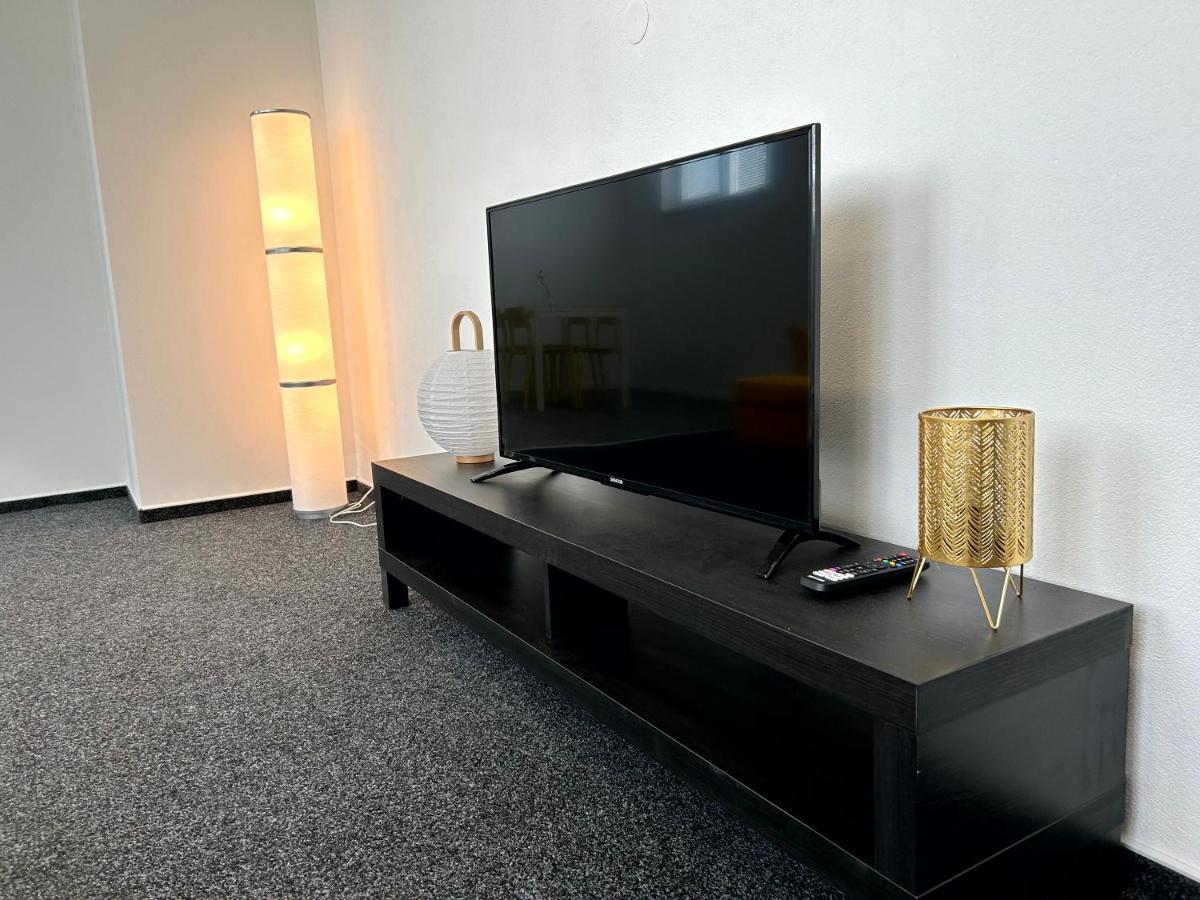 Breza House Apartments Злин Экстерьер фото