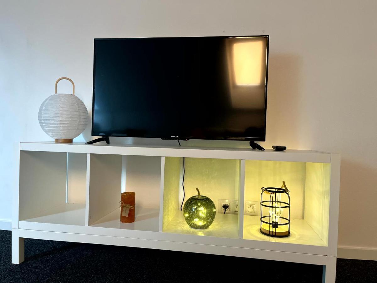 Breza House Apartments Злин Экстерьер фото
