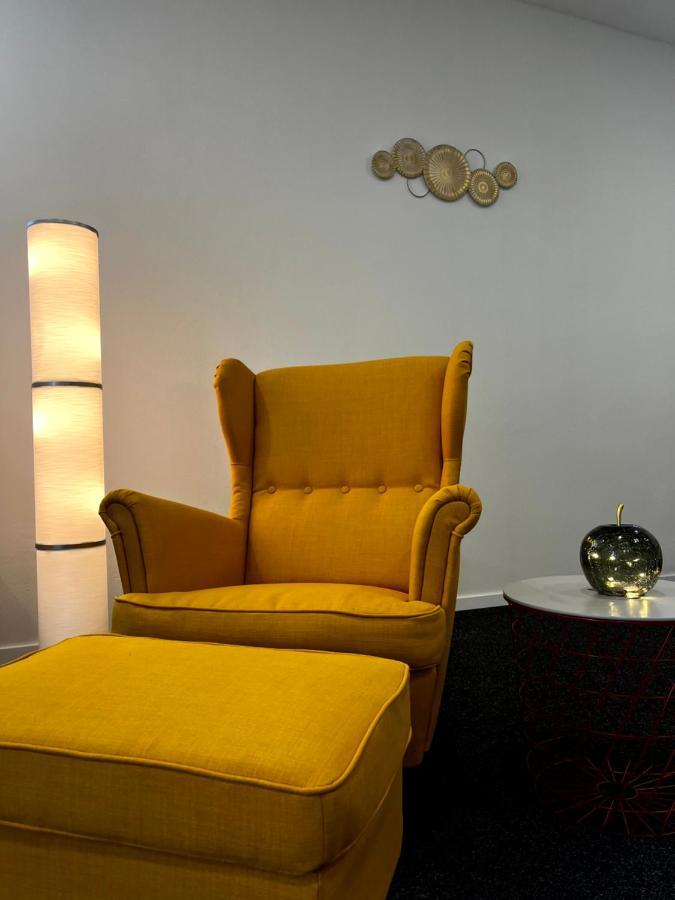 Breza House Apartments Злин Экстерьер фото