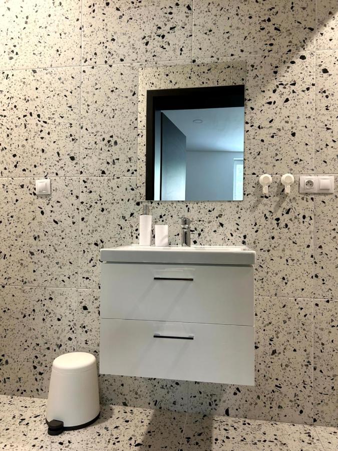 Breza House Apartments Злин Экстерьер фото
