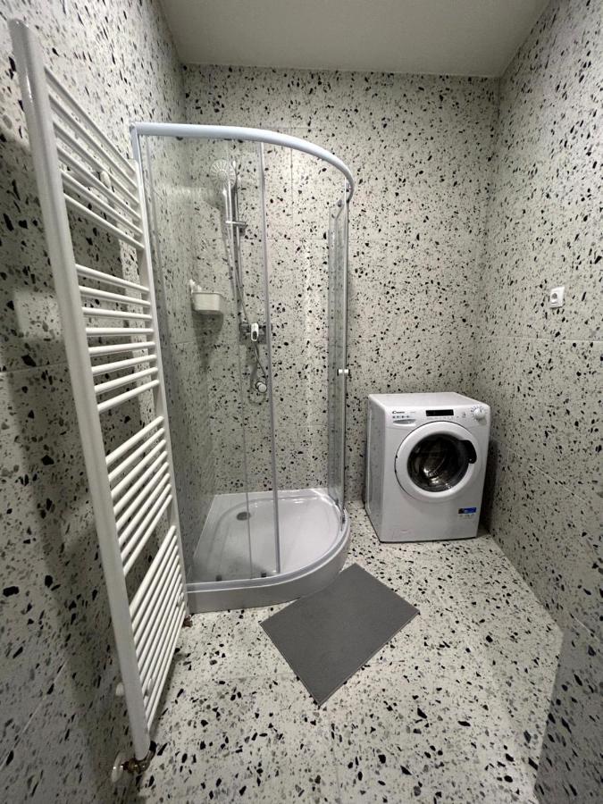 Breza House Apartments Злин Экстерьер фото